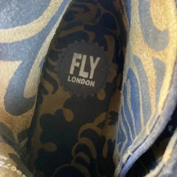 FLY London | Yaman Wedge Ankle Booties in Grey Suede Size 39/8-8.5 - Picture 5 of 6